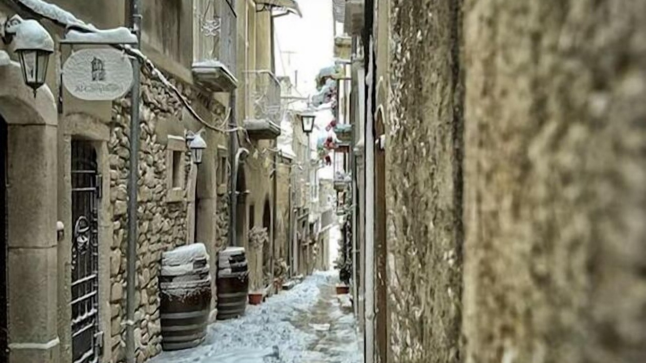Photo of Outdoor in Taurasi