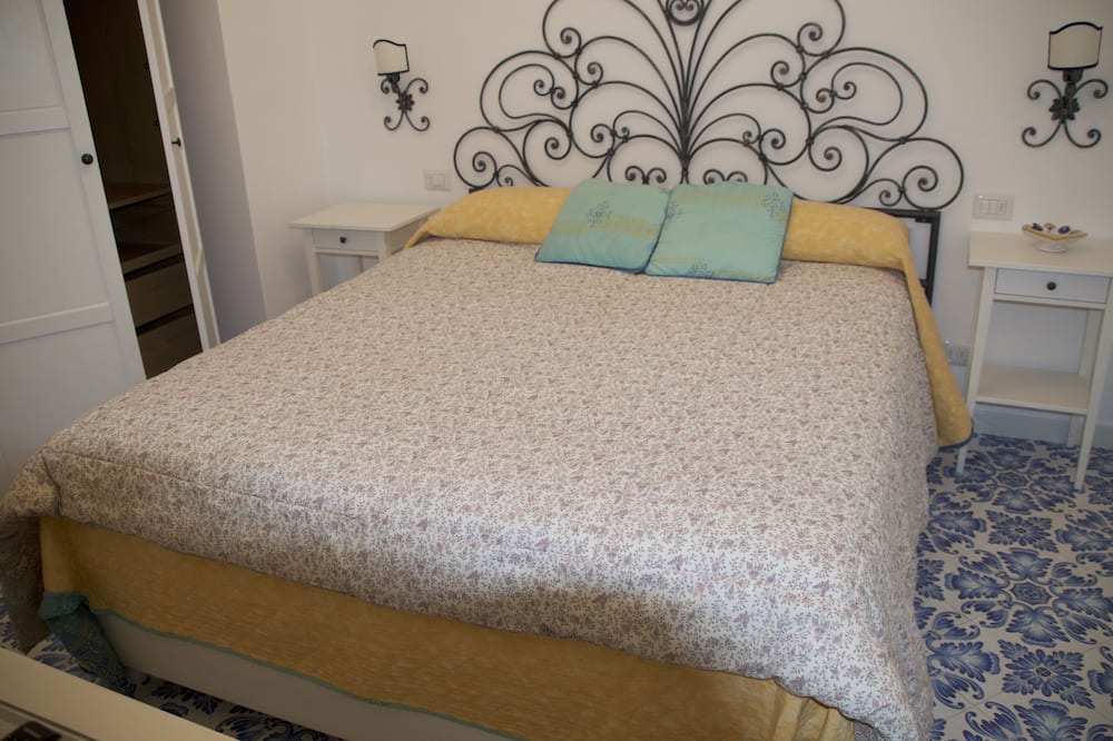 Photo of Bedroom in Marina Grande