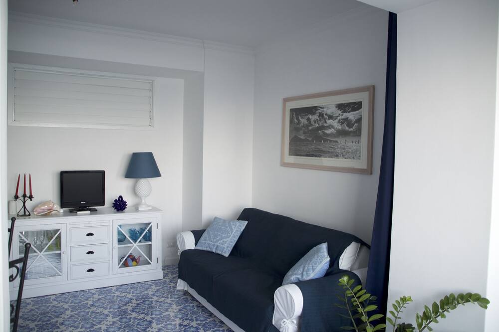 Photo of Livingroom in Marina Grande