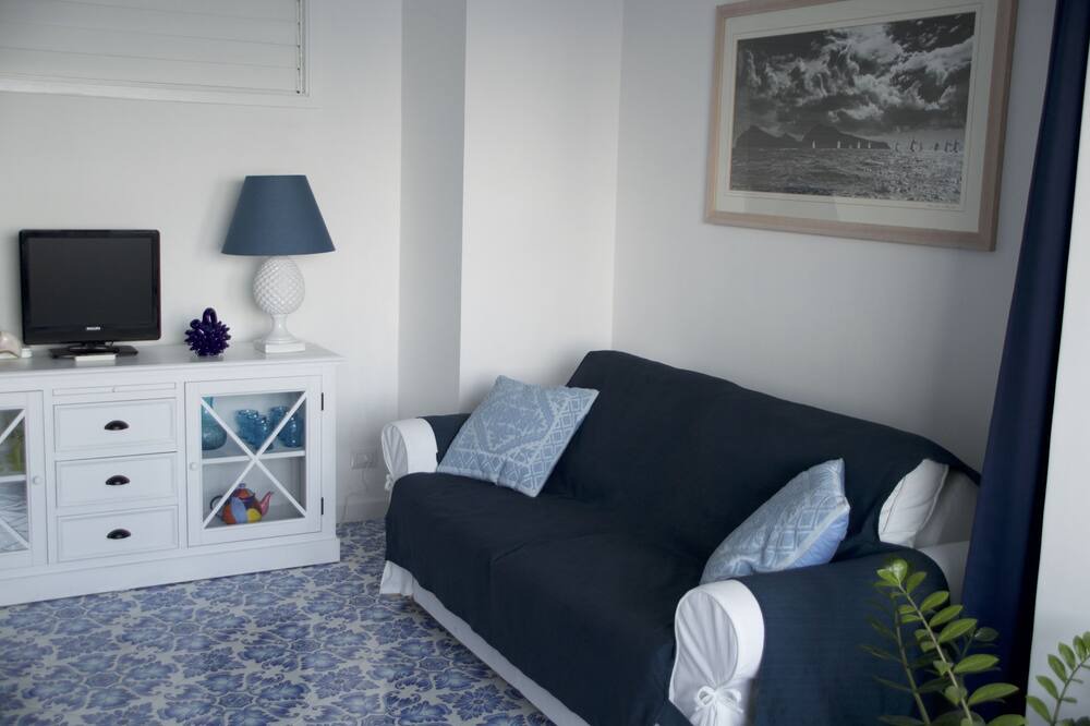Photo of Livingroom in Marina Grande