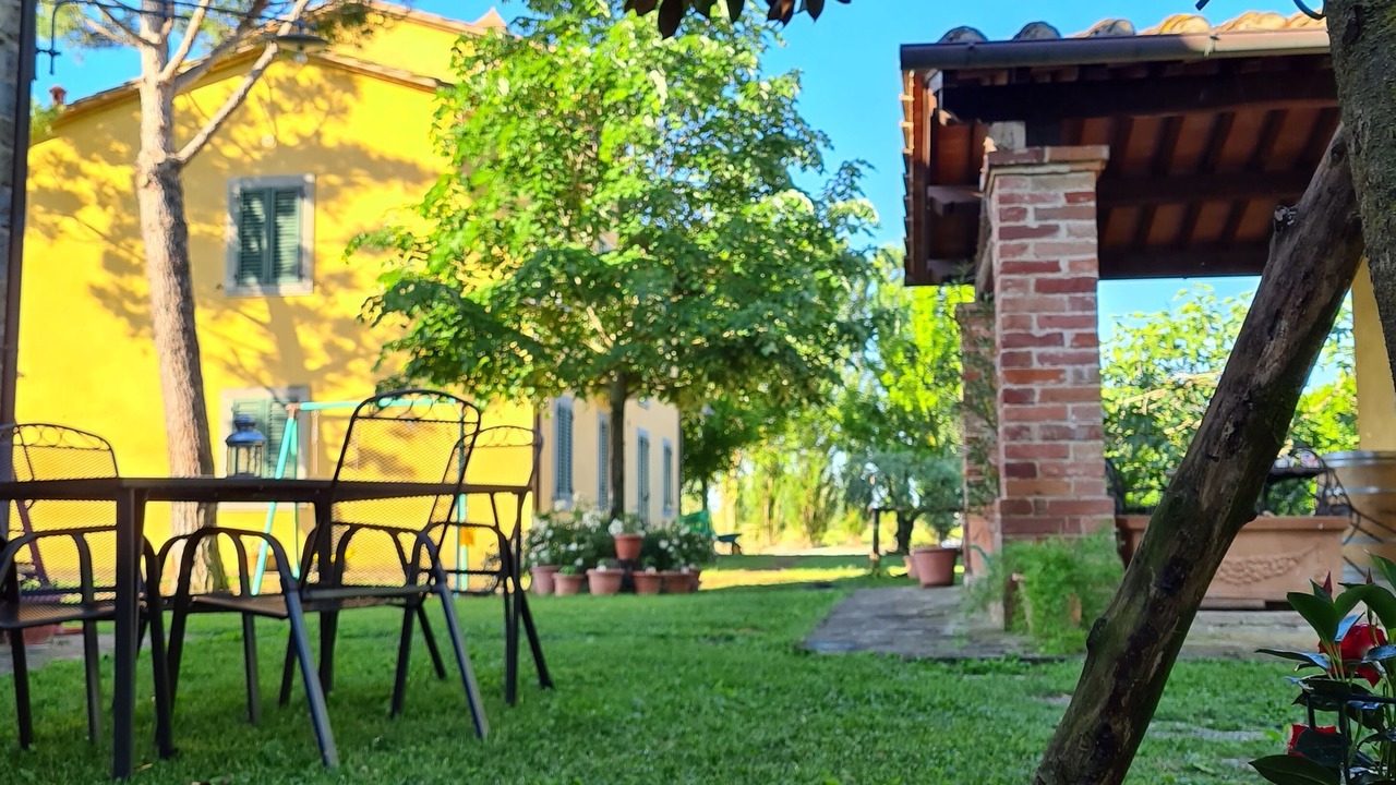 Photo of Outdoor in Camucia