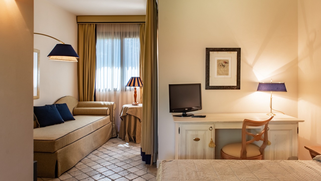Photo of Bedroom in Roccamare