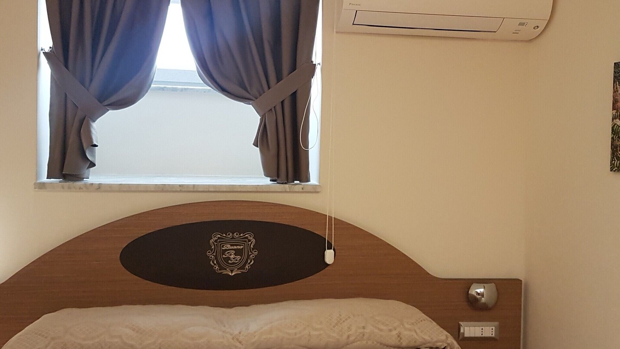 Photo of Bedroom in Naples