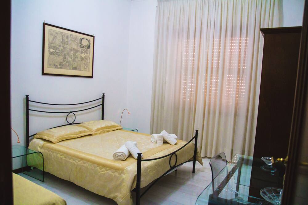 Photo of Bedroom in Arenella