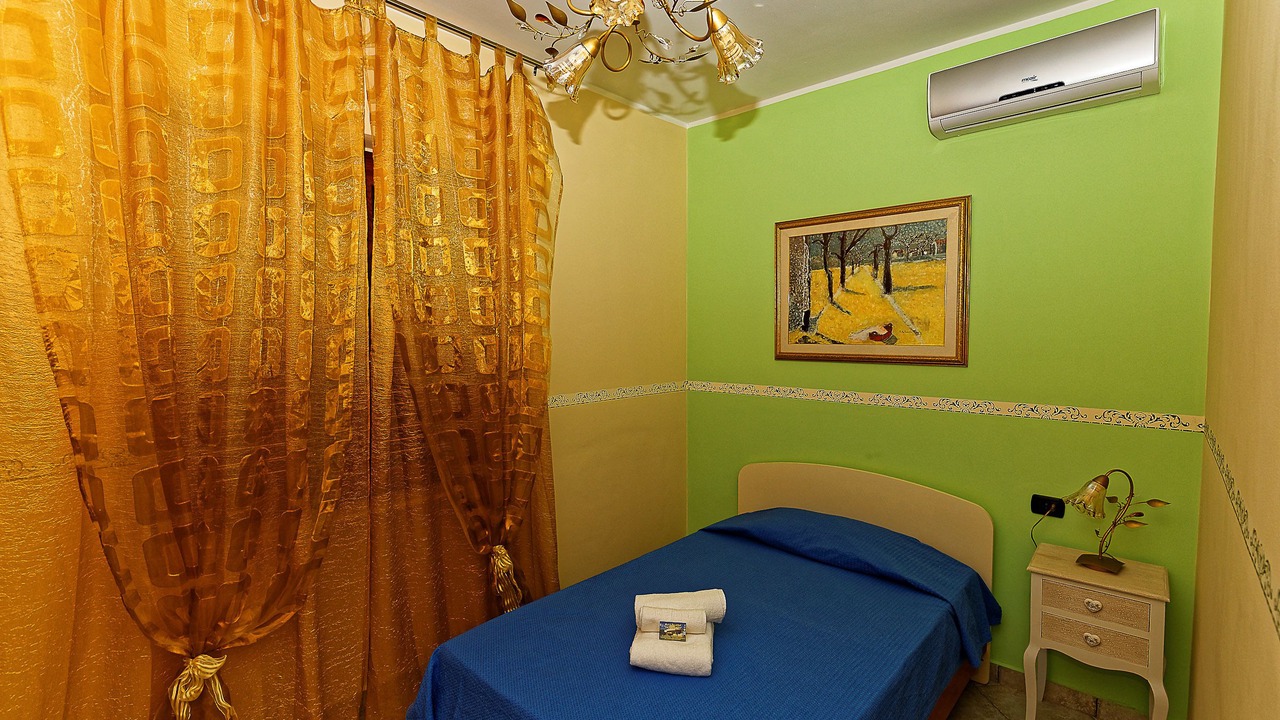 Photo of Bedroom in Botricello