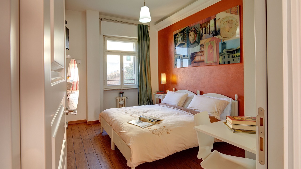 Photo of Bedroom in Arezzo