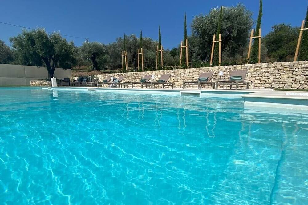 Photo of Outdoor in Locri