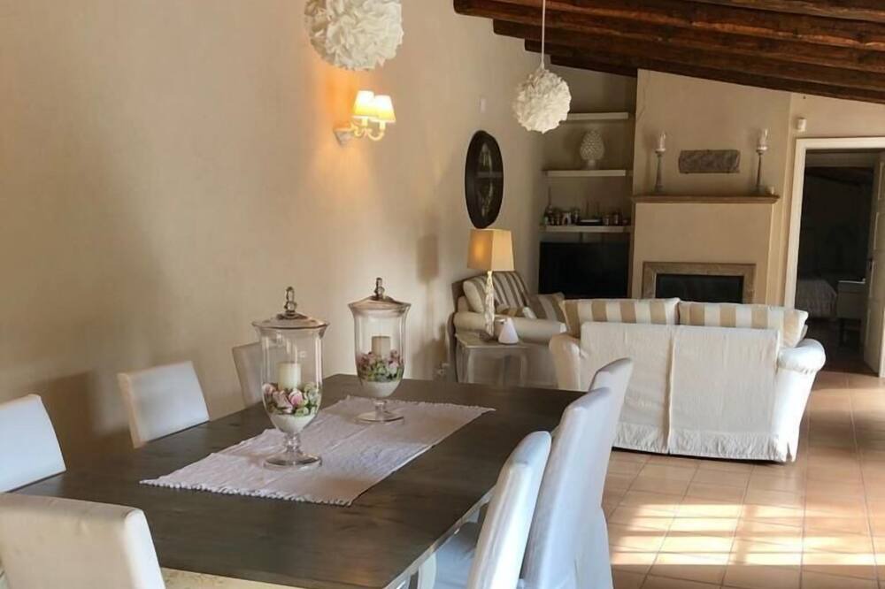 Photo of Kitchen in Locri
