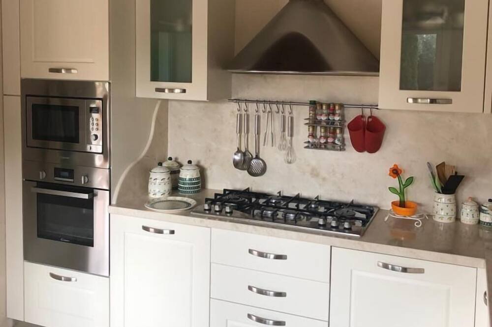 Photo of Kitchen in Locri