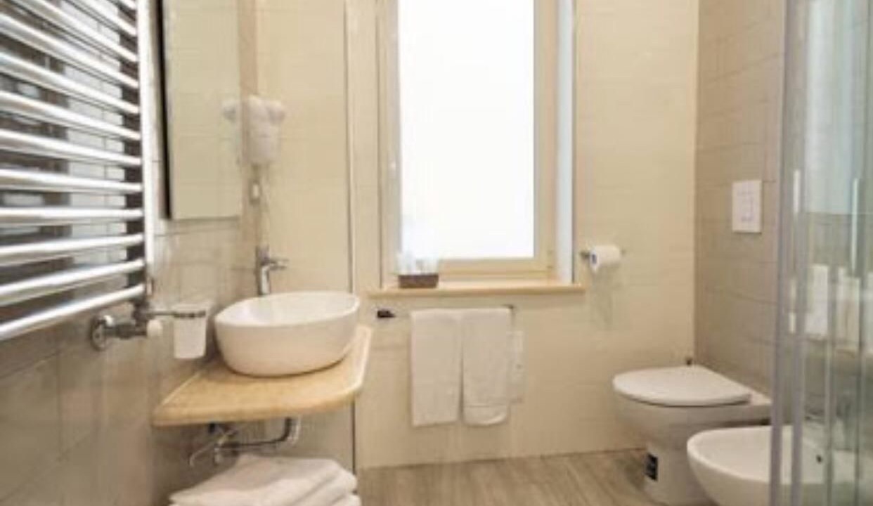 Photo of Bathroom in Historical Center