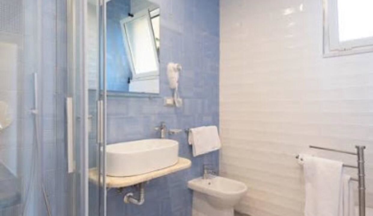 Photo of Bathroom in Historical Center