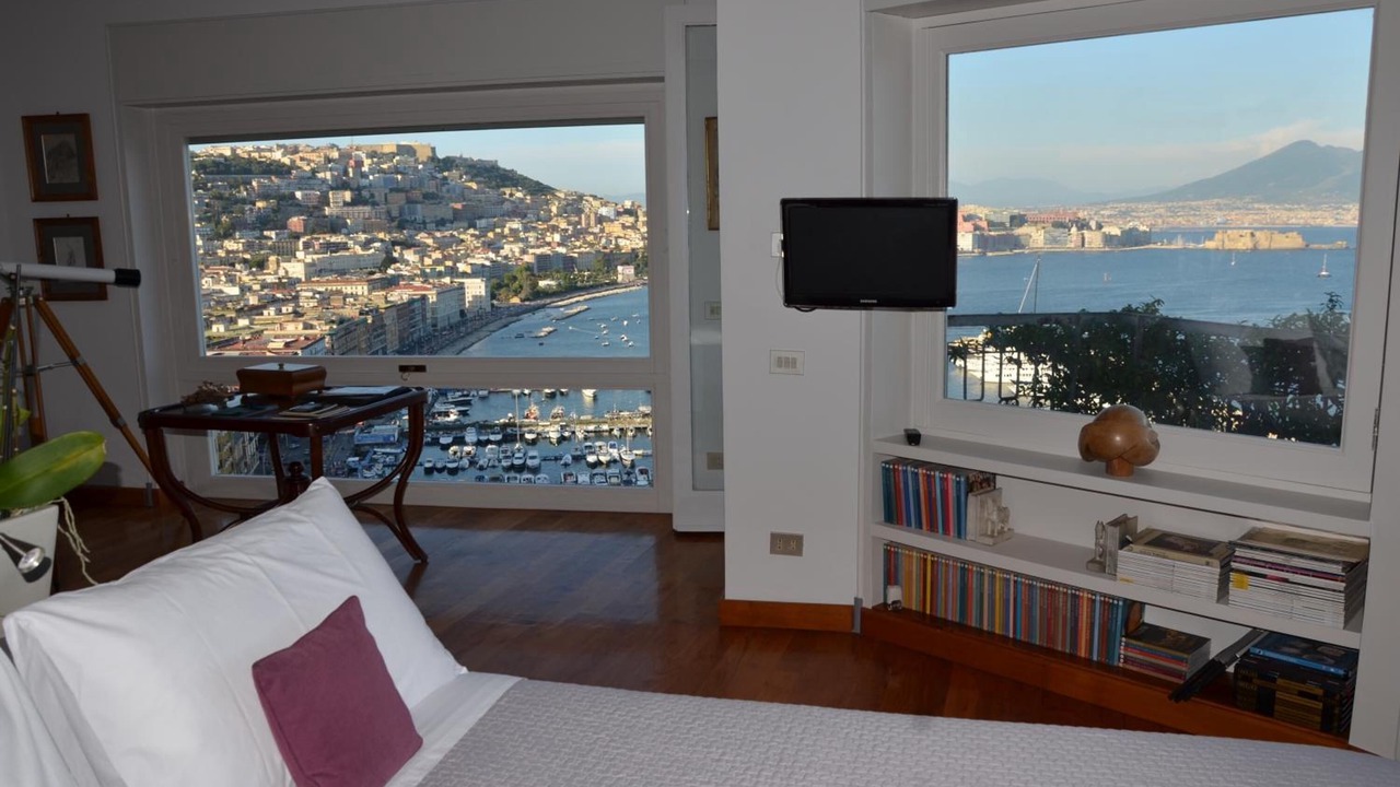 Photo of Bedroom in Mergellina