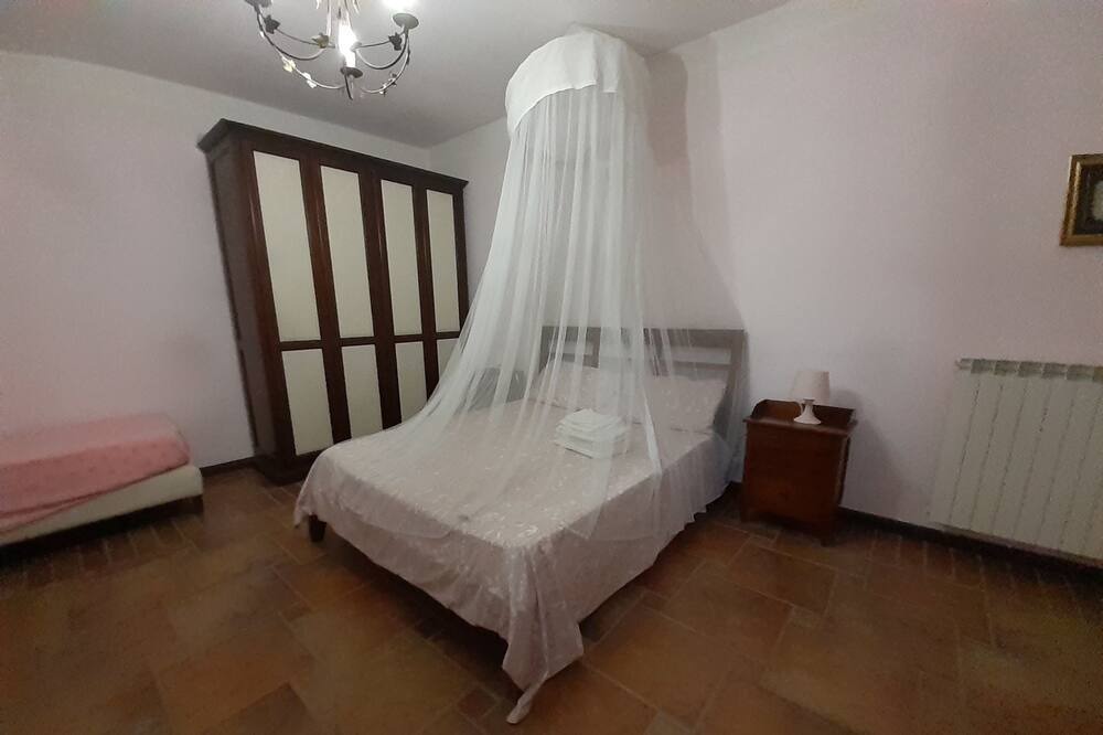 Photo of Bedroom in Castel Campagnano