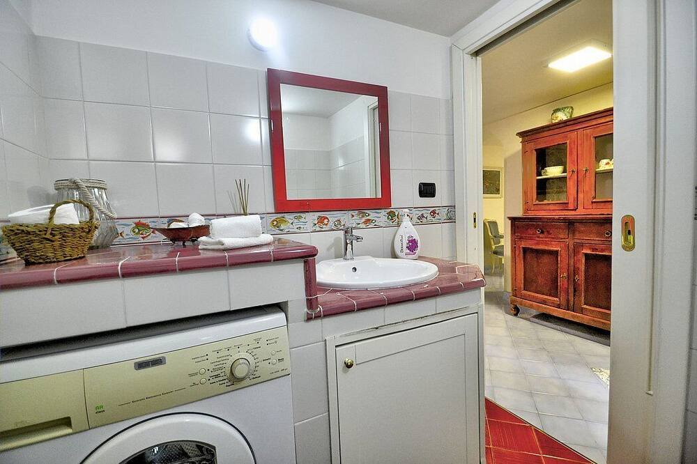Photo of Bathroom in Rione Duomo