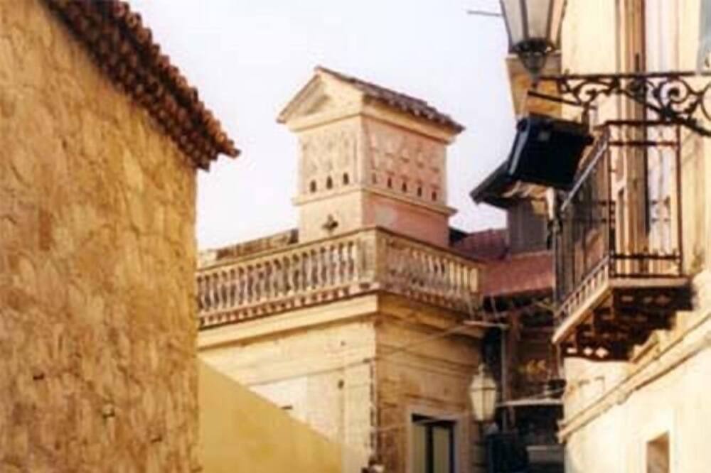 Photo of Others in Torchiara