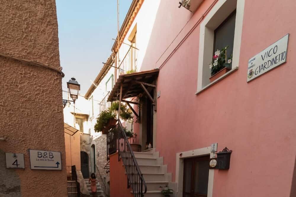 Photo of Outdoor in Fornelli