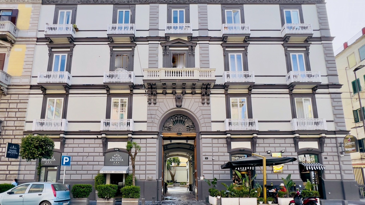 Photo of Outdoor in Naples