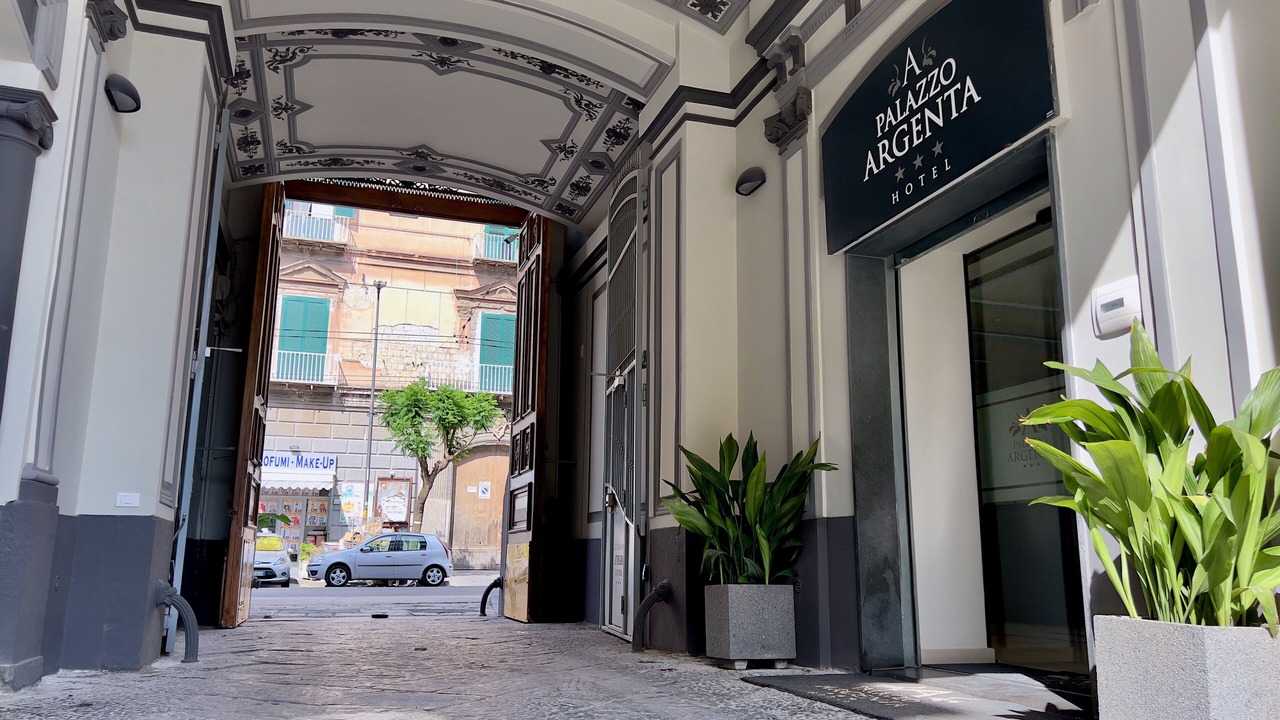 Photo of Outdoor in Naples