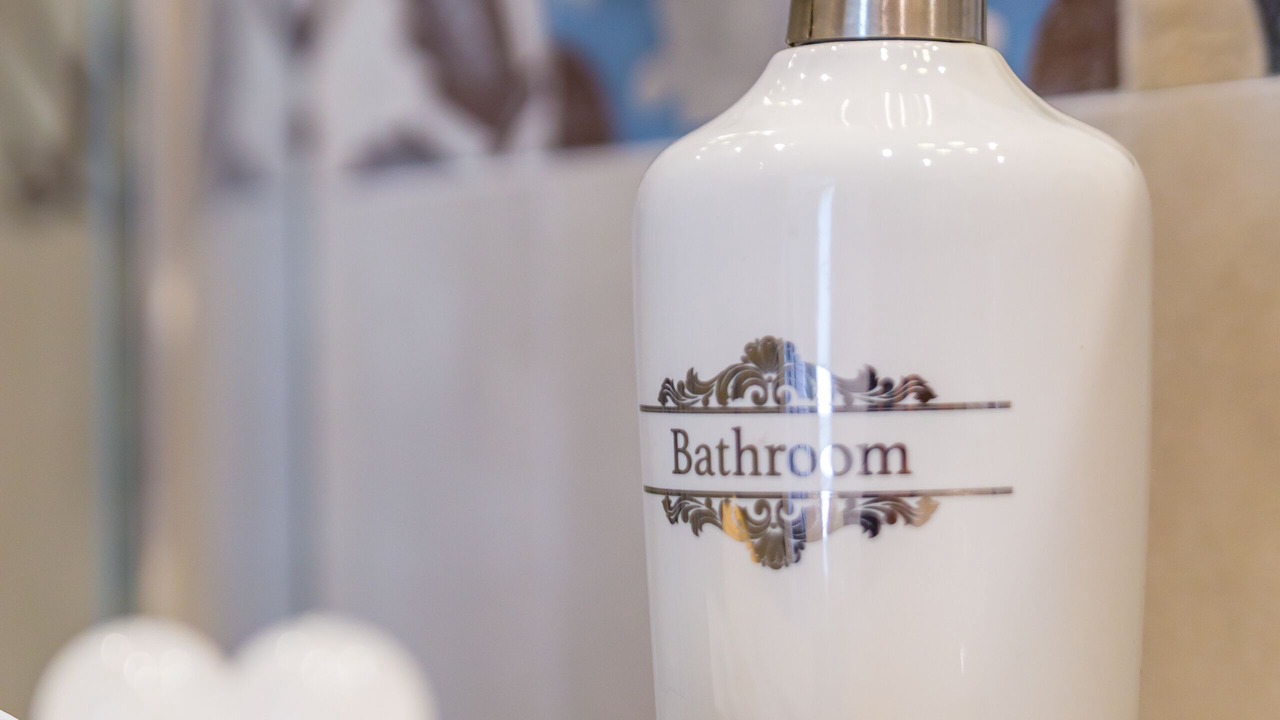 Photo of Bathroom in Naples