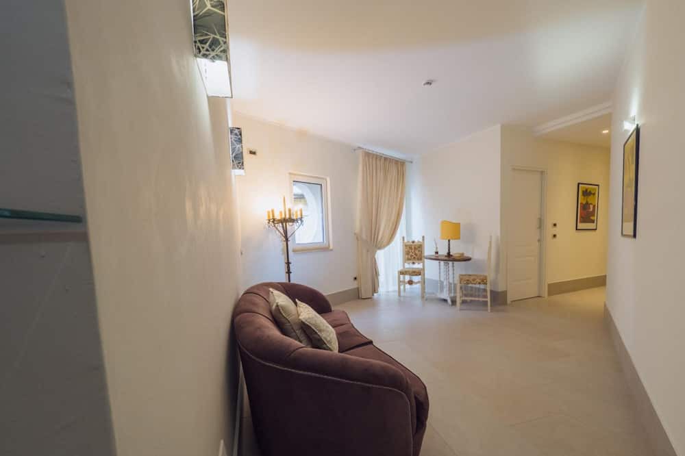 Photo of Livingroom in Nola