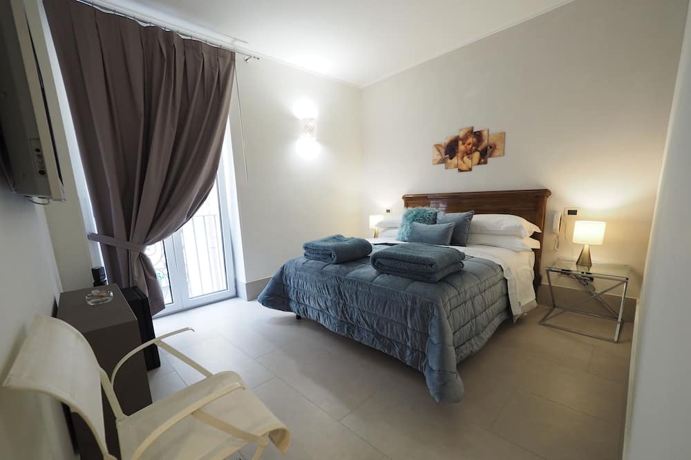 Photo of Bedroom in Nola