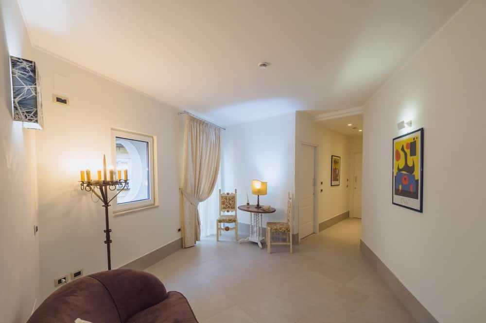 Photo of Livingroom in Nola