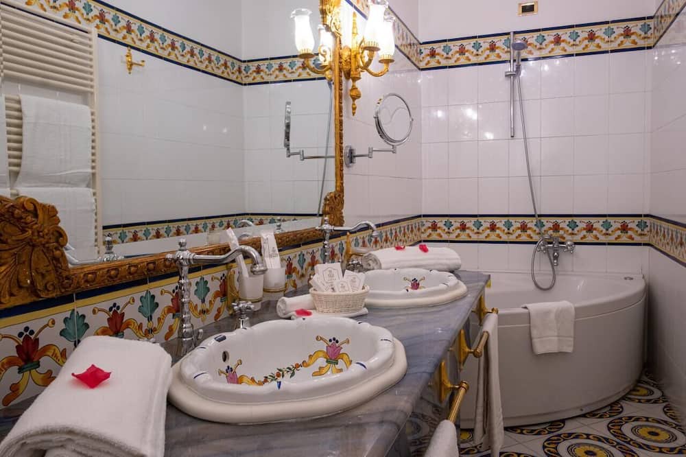 Photo of Bathroom in Sant'Antonio Abate