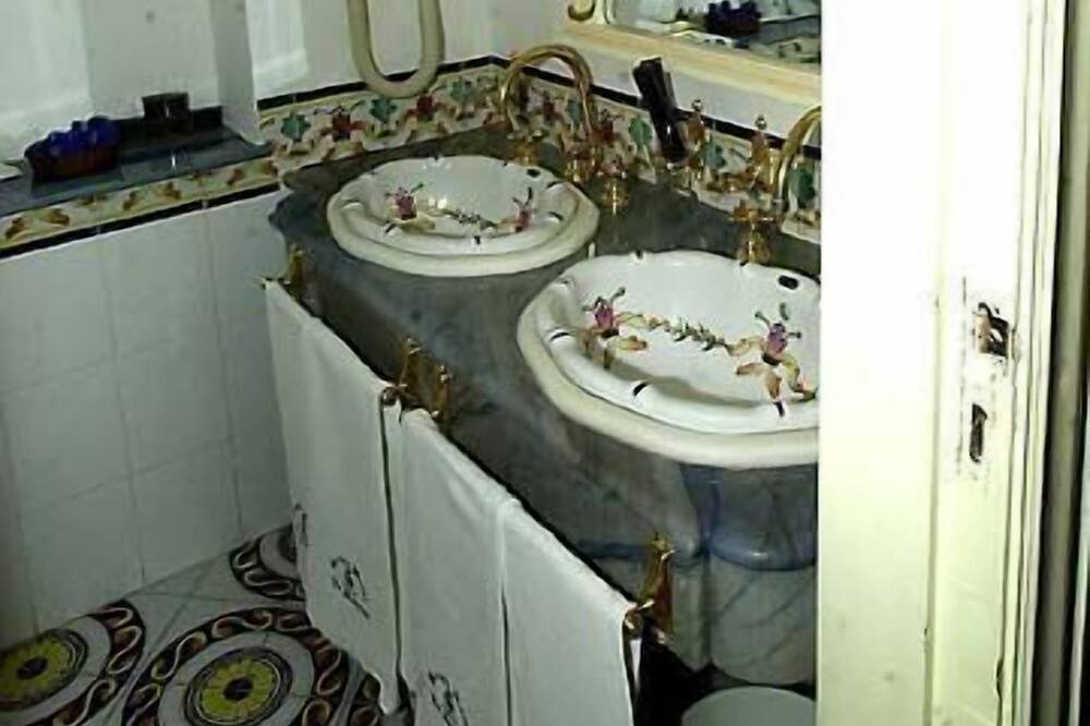 Photo of Bathroom in Sant'Antonio Abate