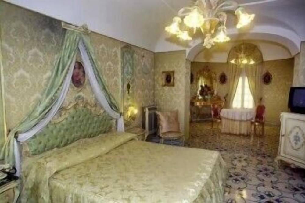 Photo of Bedroom in Sant'Antonio Abate