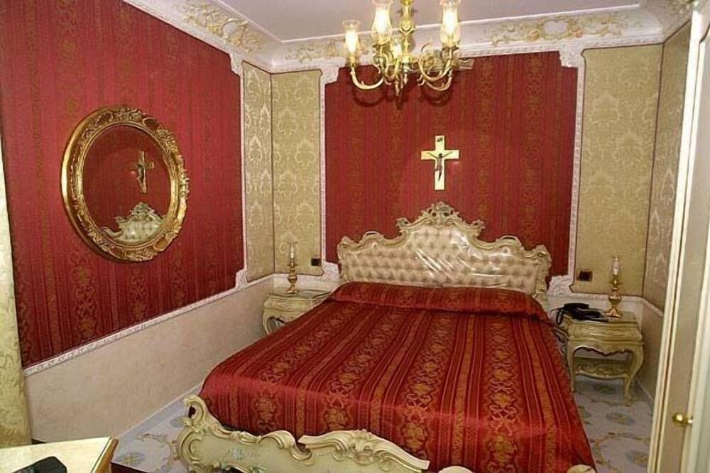 Photo of Bedroom in Sant'Antonio Abate