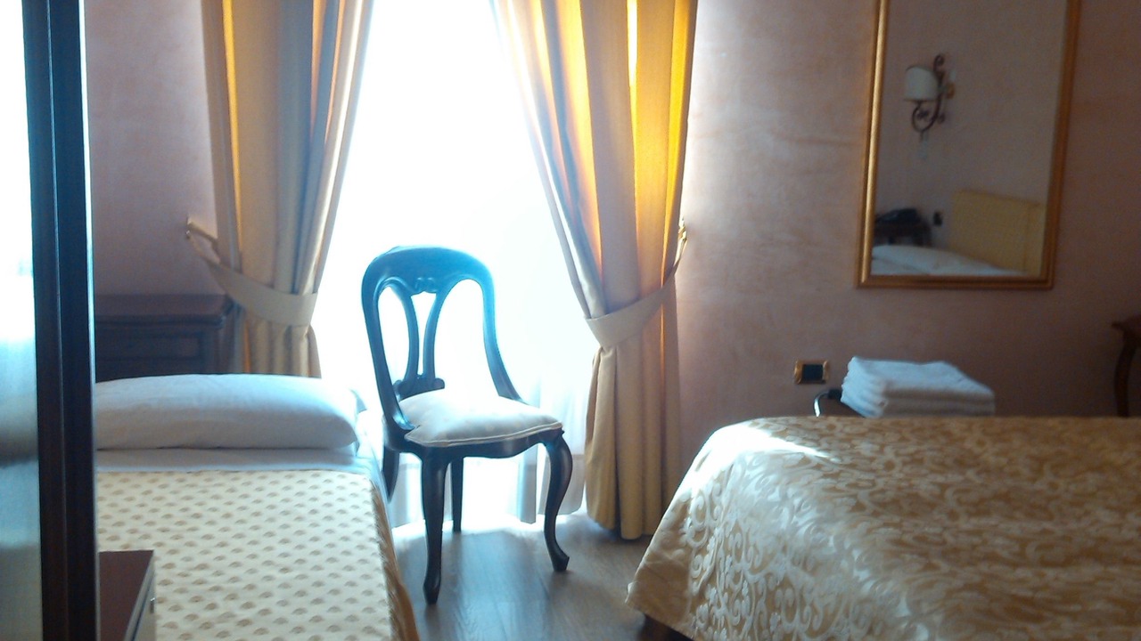 Photo of Bedroom in Paola