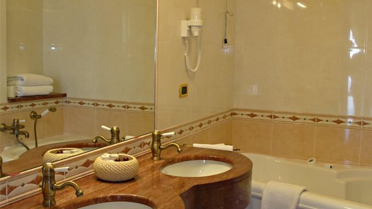 Photo of Bathroom in Torrecuso