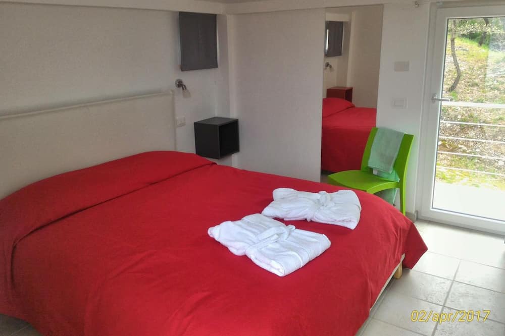 Photo of Bedroom in Paupisi