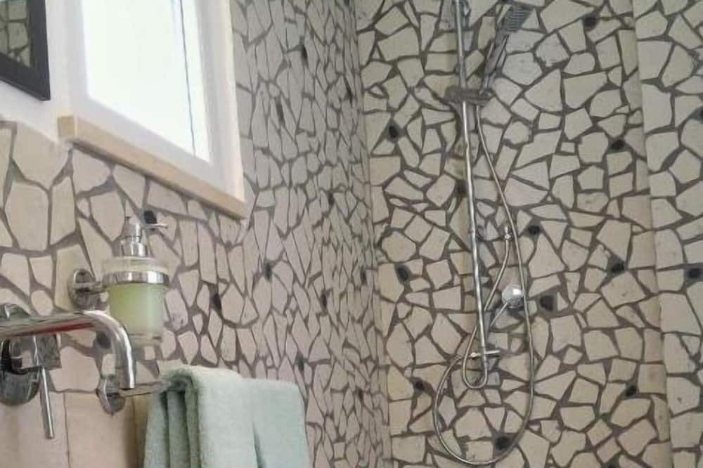 Photo of Bathroom in Paupisi