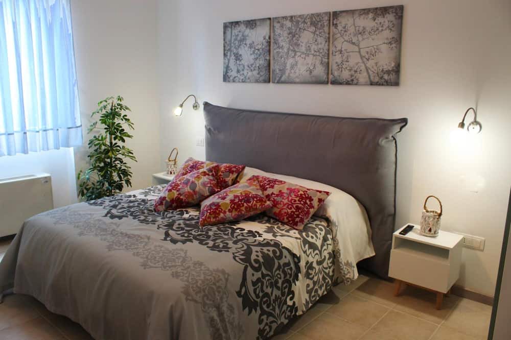 Photo of Bedroom in Paupisi