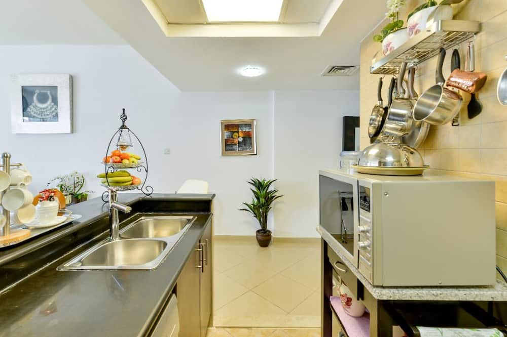 Photo of Kitchen in Jumeirah Lake Towers