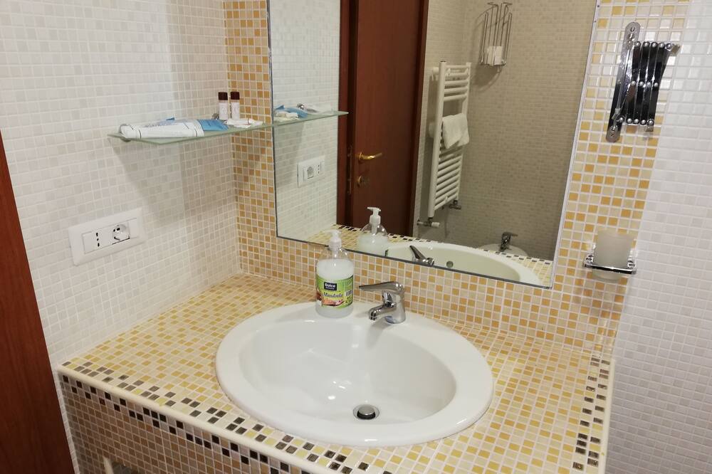 Photo of Bathroom in Mount Vesuvius - Pompei