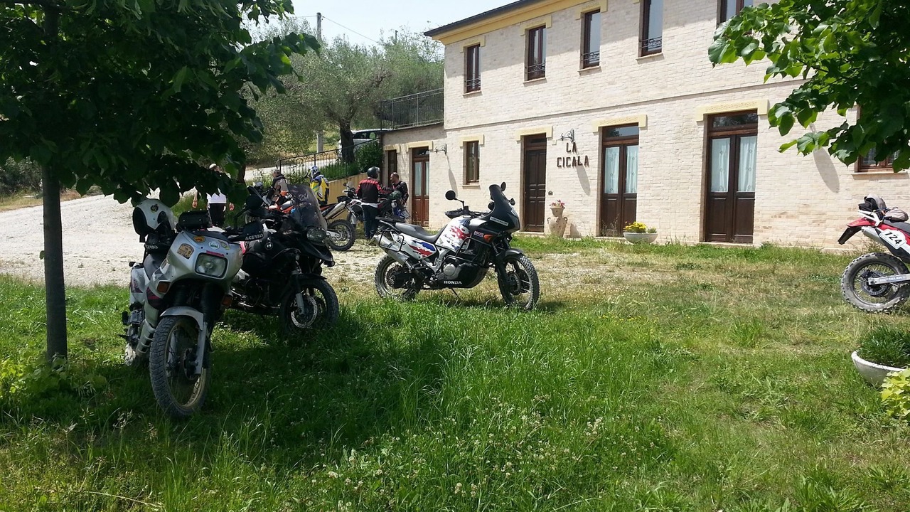 Photo of Outdoor in Carassai