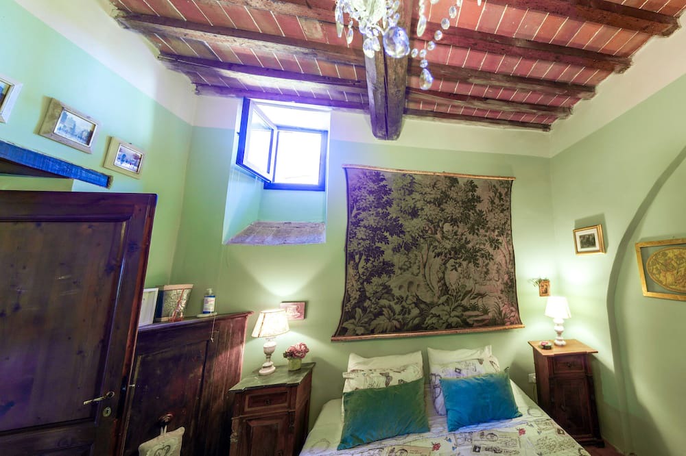 Photo of Bedroom in Badia Agnano