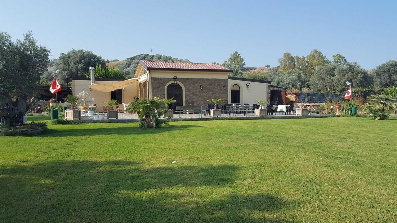 Photo of Outdoor in Bianco