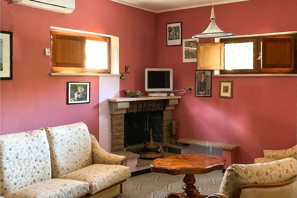 Photo of Bedroom in Calalunga-Pietragrande