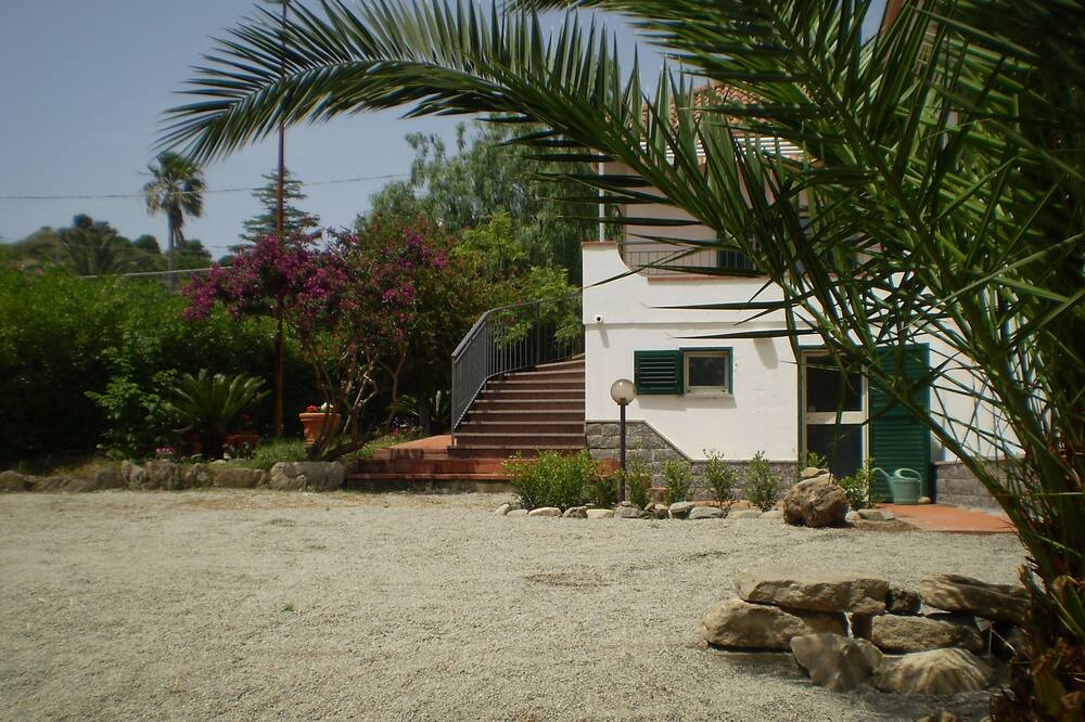 Photo of Outdoor in Monasterace