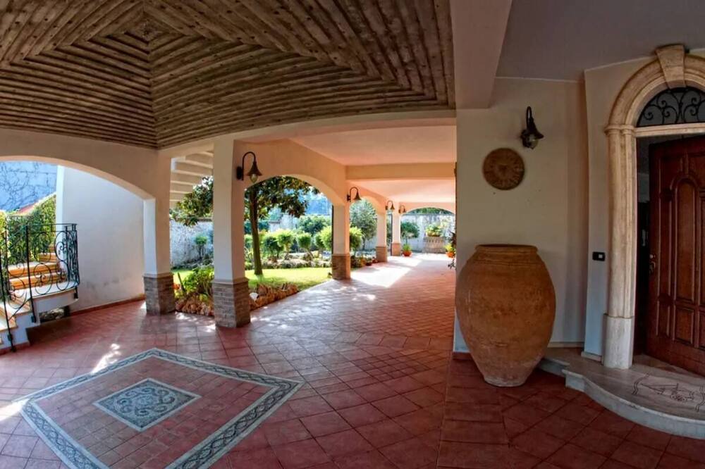 Photo of Outdoor in Palmi