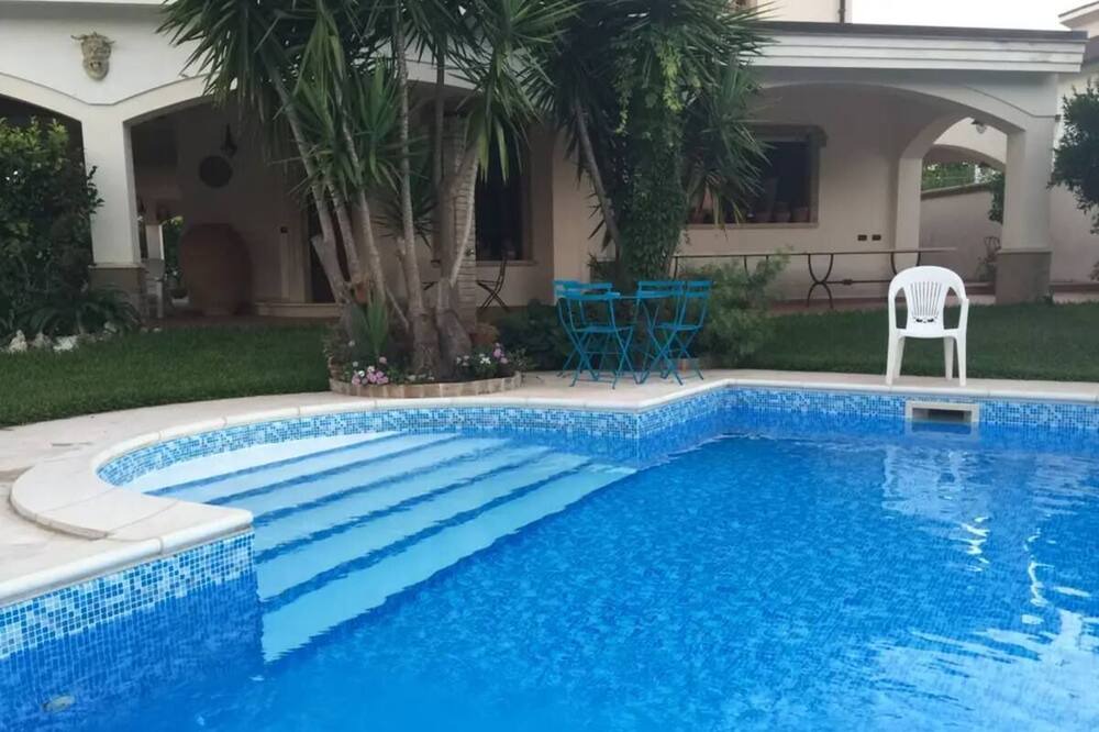 Photo of Outdoor in Palmi