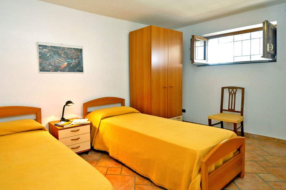 Photo of Bedroom in Castiglione