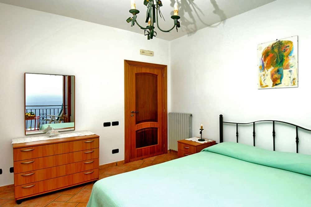 Photo of Bedroom in Castiglione