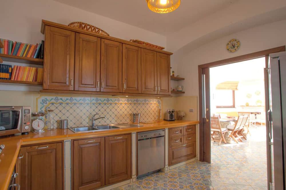 Photo of Kitchen in Furore