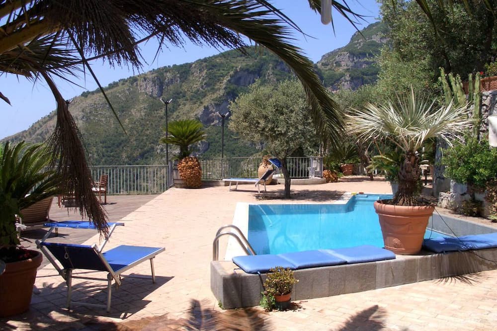 Photo of Outdoor in Furore