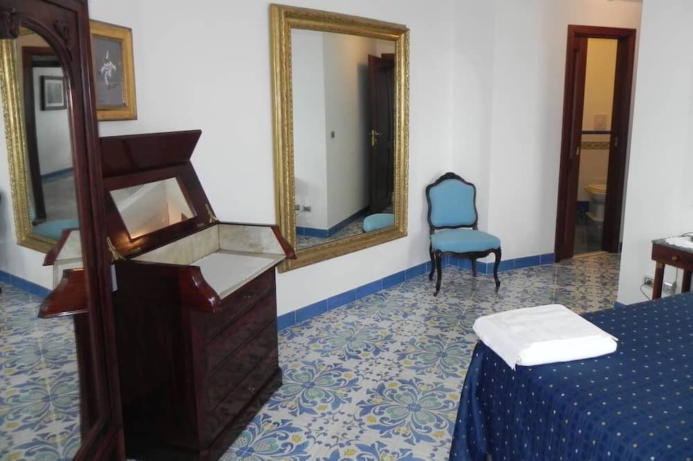 Photo of Bedroom in Furore