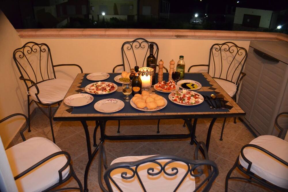 Photo of Patio Balcony in Caulonia